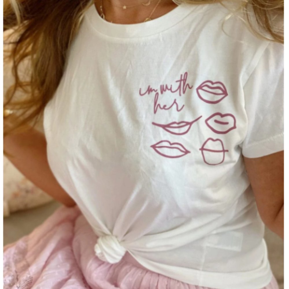 Lucy Paris - "i'm with her" Tee